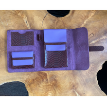 Load image into Gallery viewer, Tri-Fold Cigar Case