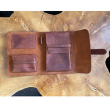 Load image into Gallery viewer, Tri-Fold Cigar Case