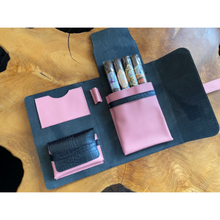 Load image into Gallery viewer, Tri-Fold Cigar Case
