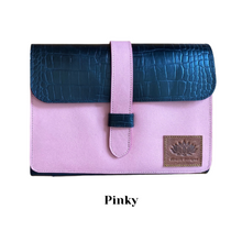 Load image into Gallery viewer, Tri-Fold Cigar Case