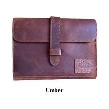 Load image into Gallery viewer, Tri-Fold Cigar Case